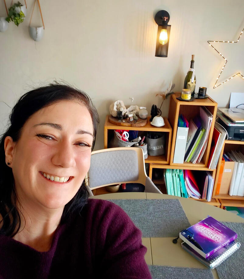 Aurélie Casano, énergéticienne et médium, formations Annales Akashiques à Nice et à distance